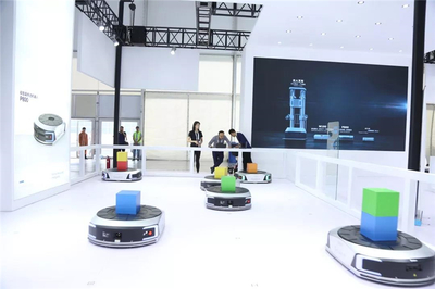 世界機(jī)器人大會亮點(diǎn) | 探秘《北京新聞》亮相的物流機(jī)器人，解鎖北京智慧物流新圖景